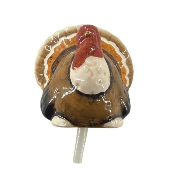 Nora Fleming‎ Turkey Thanksgiving Initials Signed Embossed Retired Plate Charm